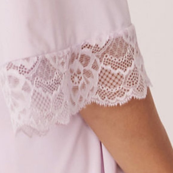 Lace Kimono Robe in Lilac - Picture 5 of 6